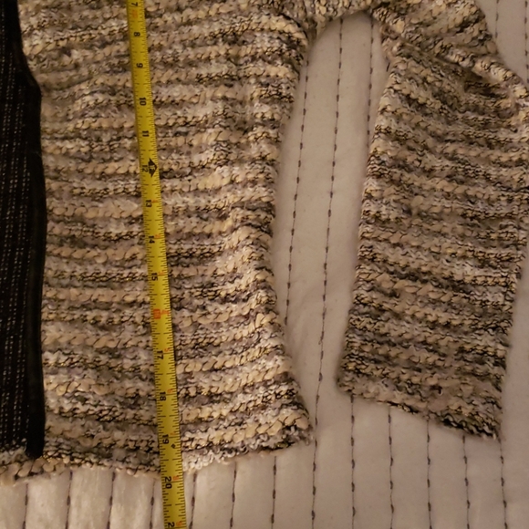 H&M White Tweed Jacket with Leather Trim - Picture 5 of 6